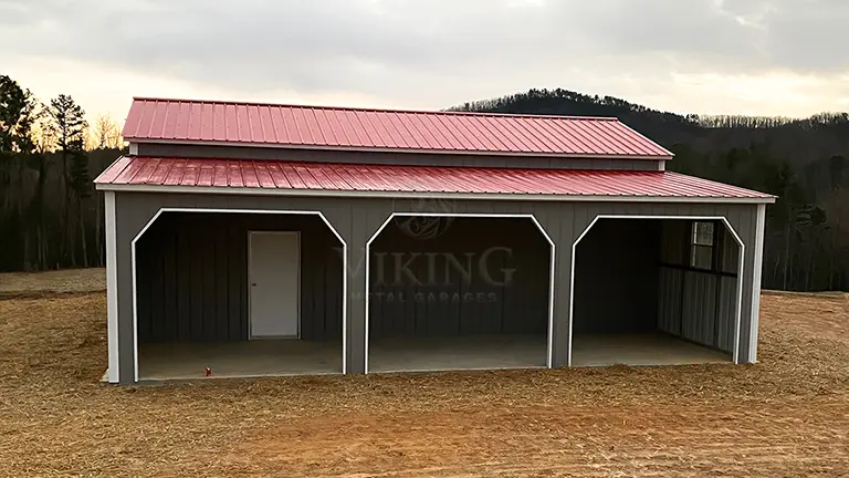 42’x30’x12′ Step Down Barn